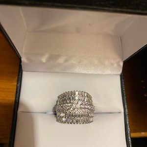 Beautiful diamond ring